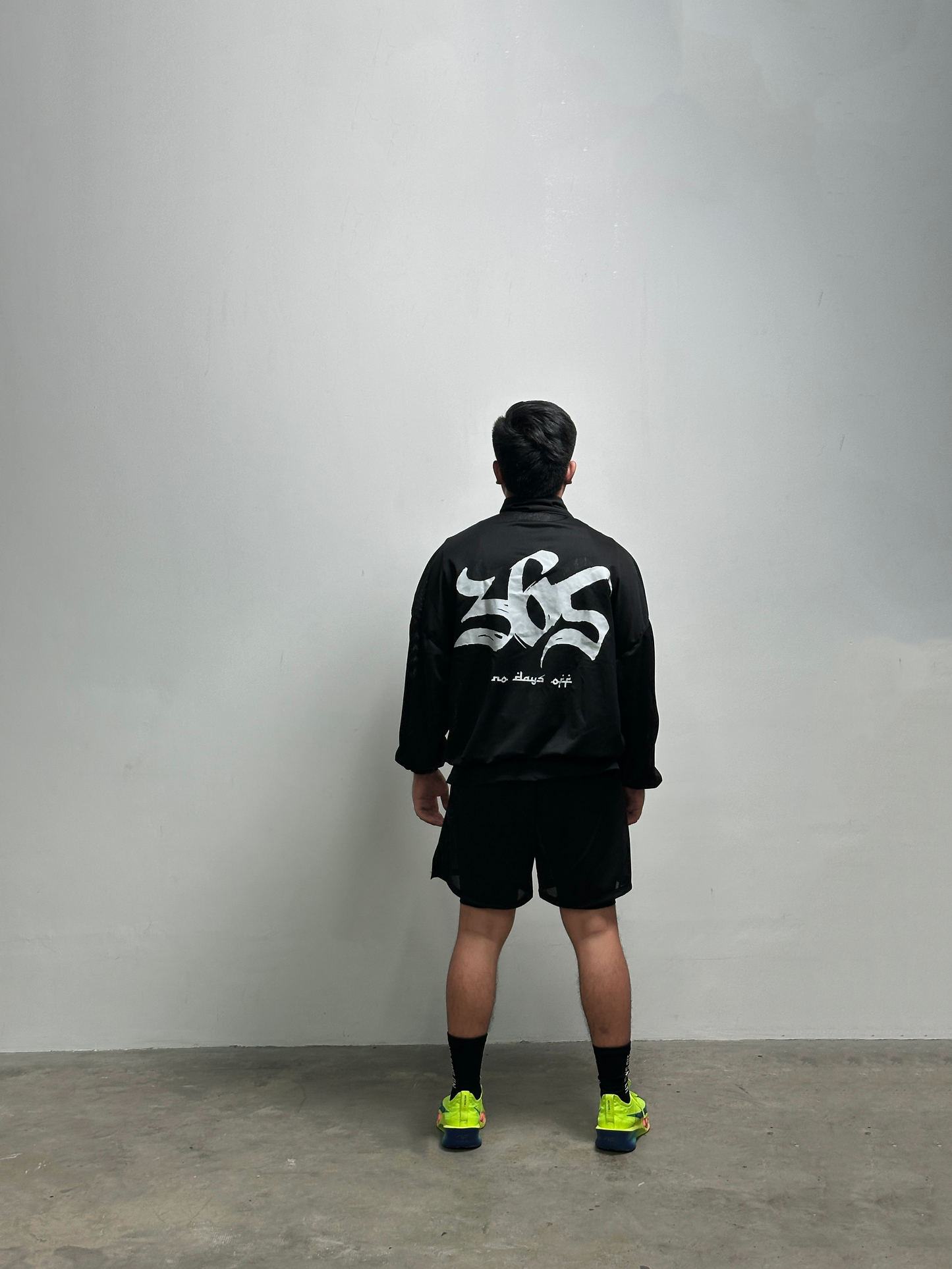 Series 3 Windbreaker Mesh Black