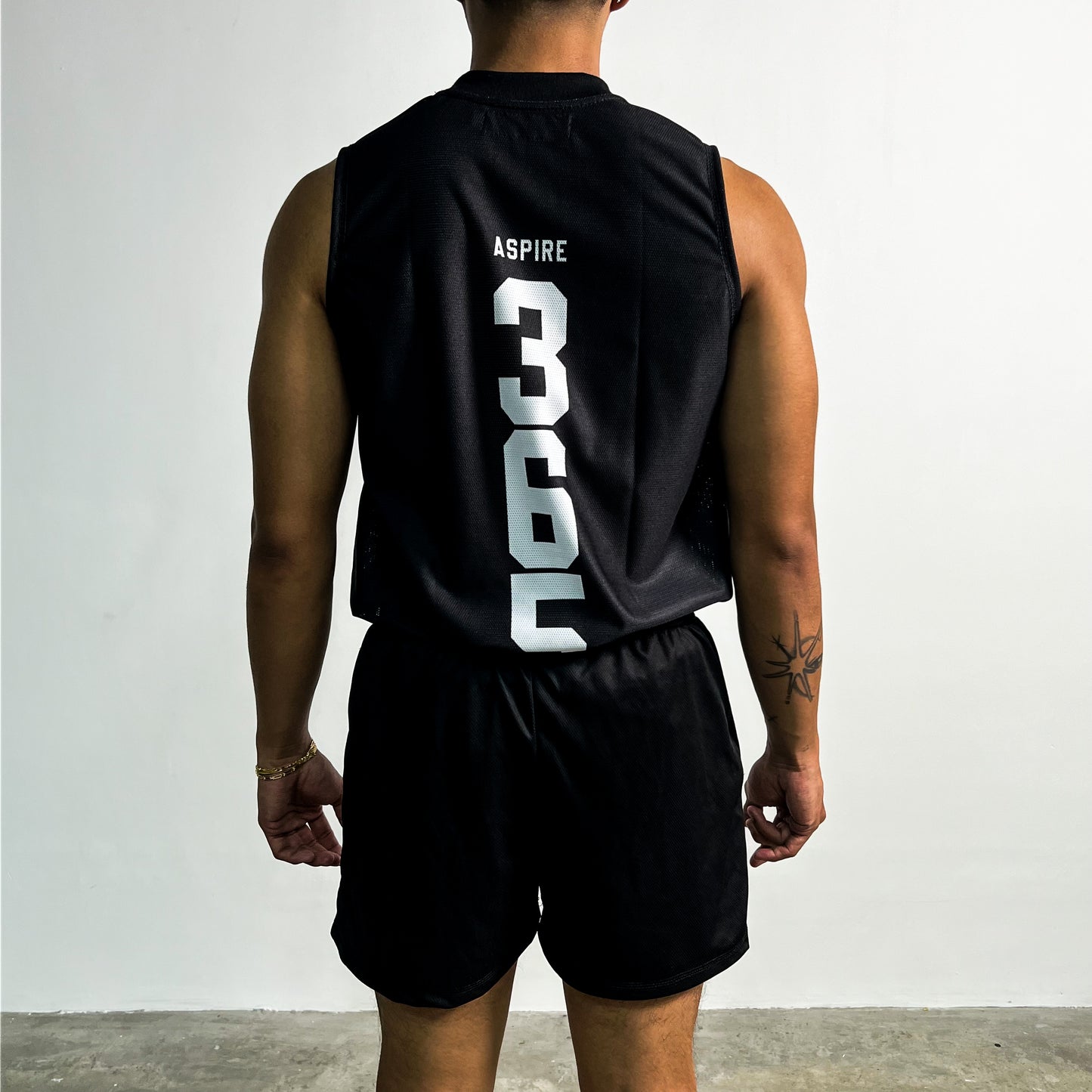 Series 2 Running Tank Top Crew Neck